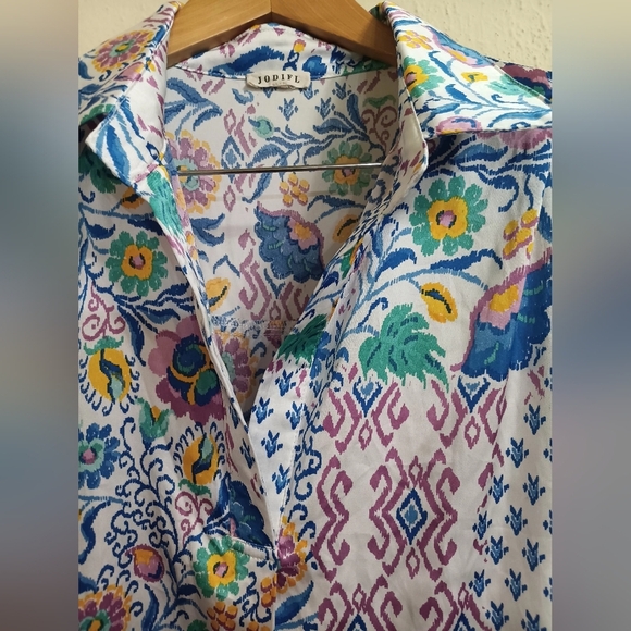 JODIFL Multicolor Floral Button Down Shirt - Picture 5 of 8